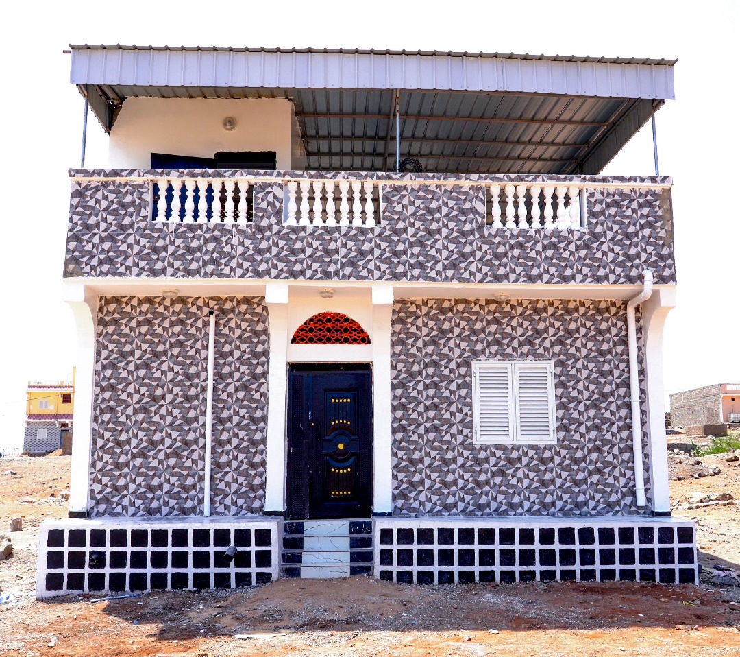 Maison 120 m² avec terrasse — Barwaqoo 2