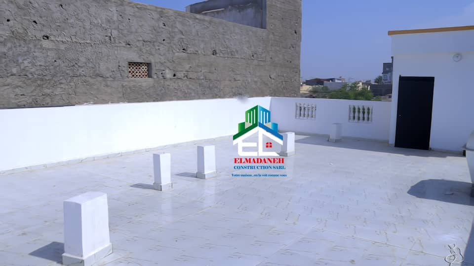 Maison 170 m² avec terrasse photo 9