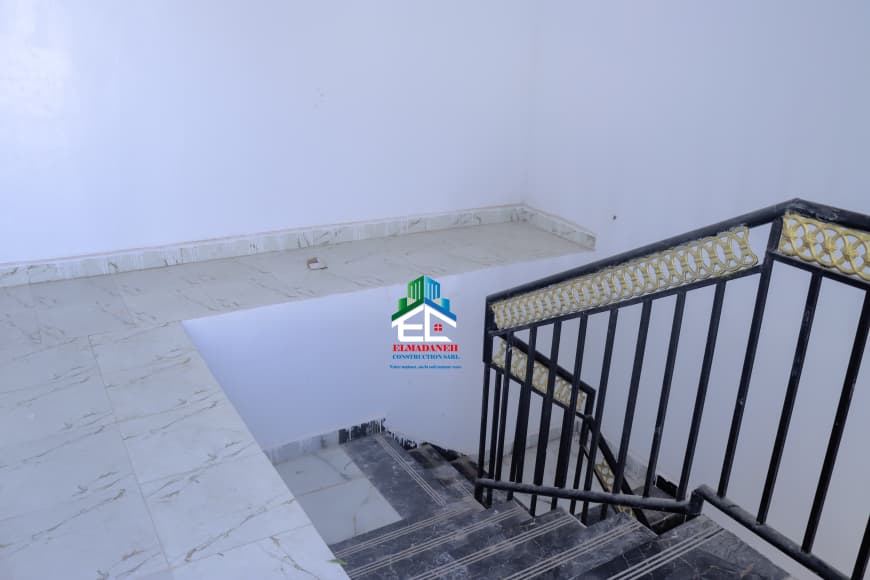 Maison 170 m² avec terrasse photo 17